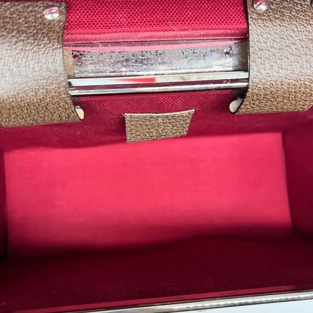 Gucci Women Pre-Loved Bag Very Good Condition - Picture 9 of 9